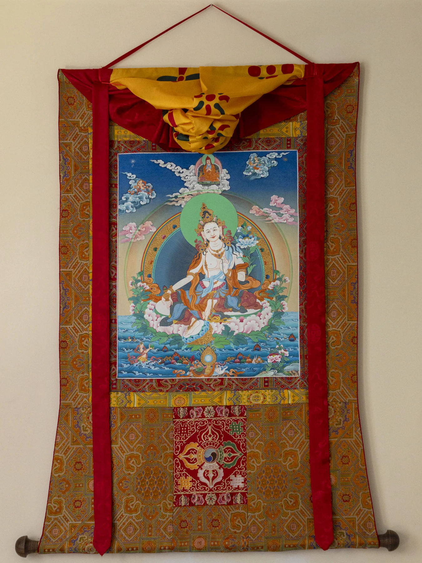 Nädjom Drolma Karpo thangka with full brocade mount