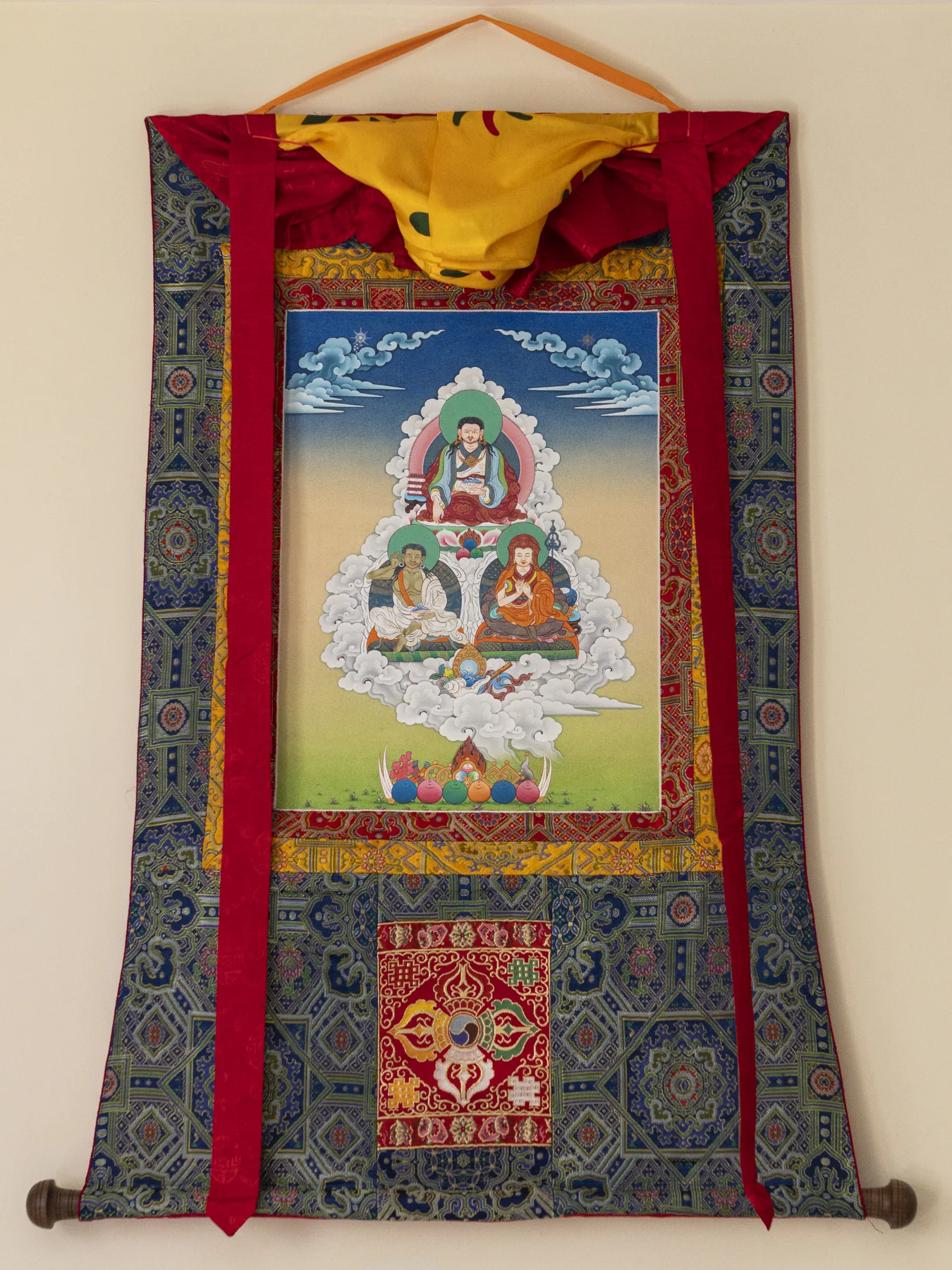 Mar-Mi-Dag Sum thangka with full brocade mount